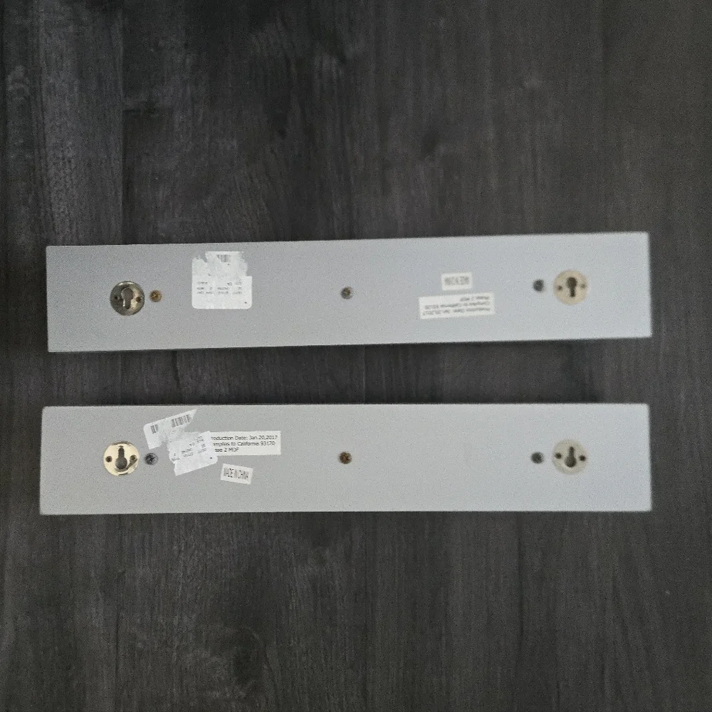 Glass Silver Mirrored Crystal Knob Wall Hook Rack - Picture 2 of 2